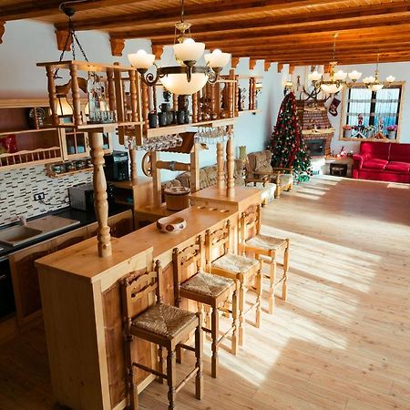 Agropensiunea Casa Nica Margineni  Exteriér fotografie