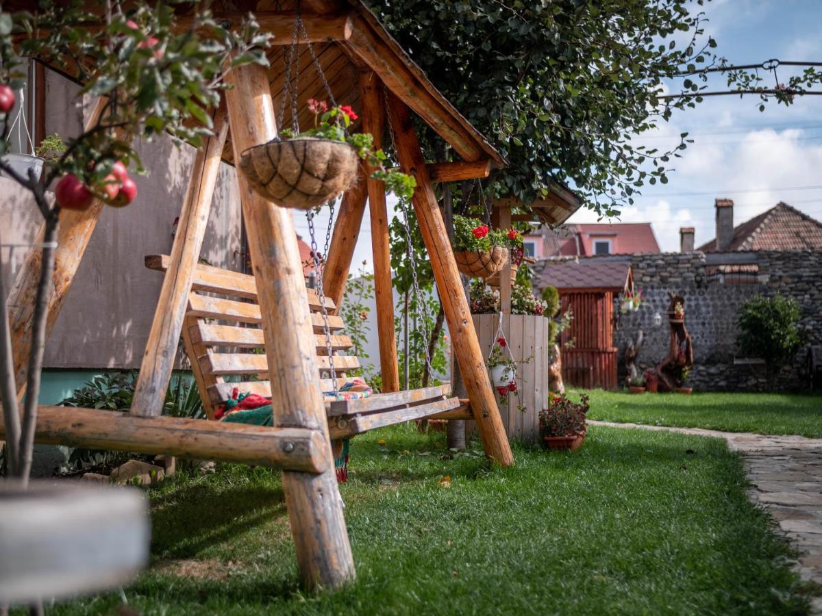 Agropensiunea Casa Nica Margineni  Exteriér fotografie
