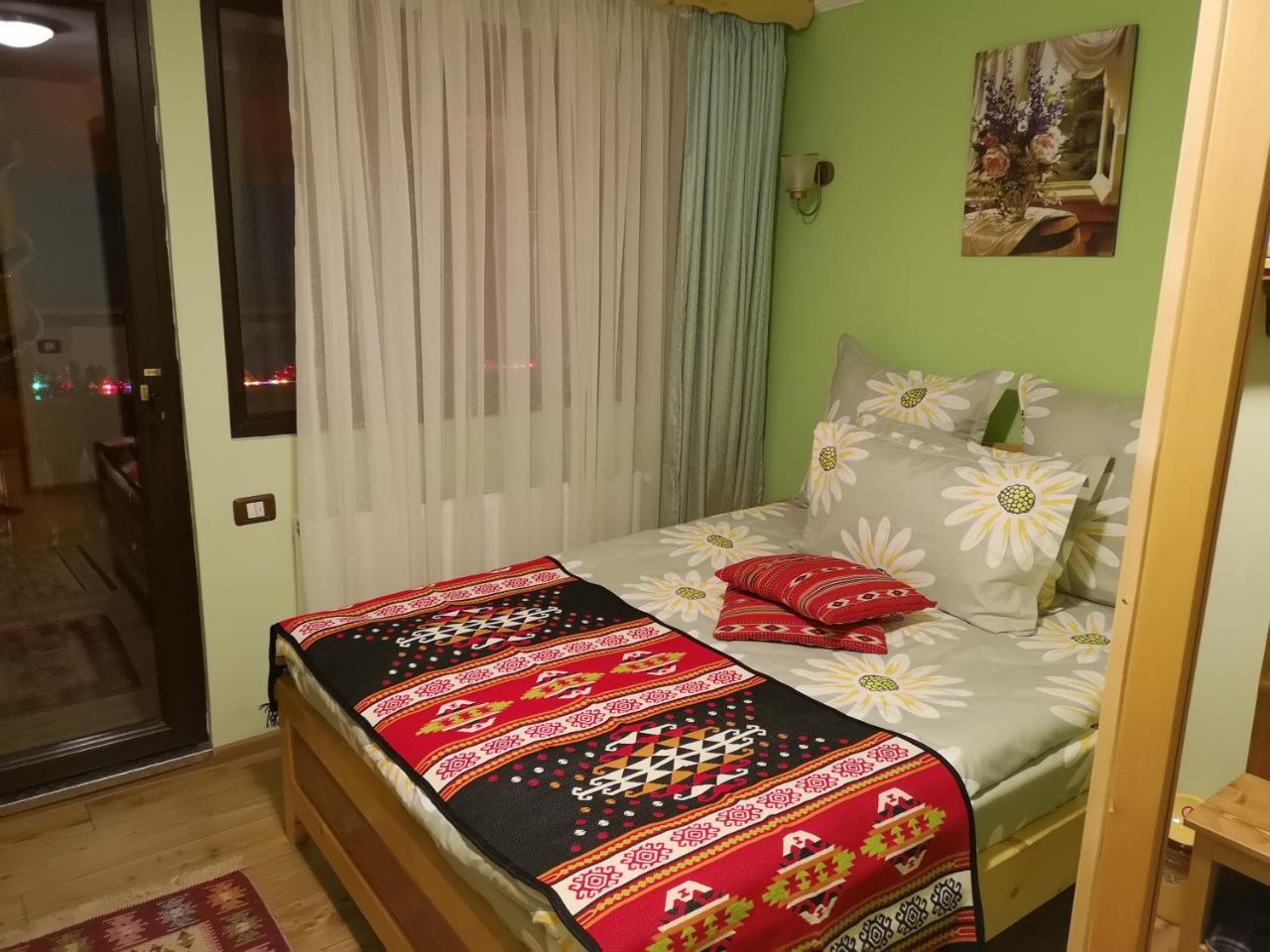 Agropensiunea Casa Nica Margineni  Exteriér fotografie